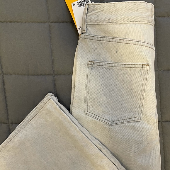 H&M Jeans - Picture 2 of 5